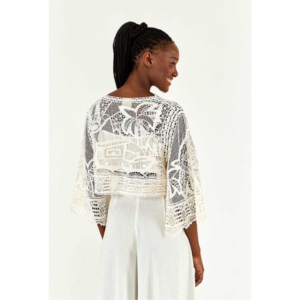 Farm Rio Guipire Lace Blouse Off White Size XS NWT‎ - Picture 2 of 10